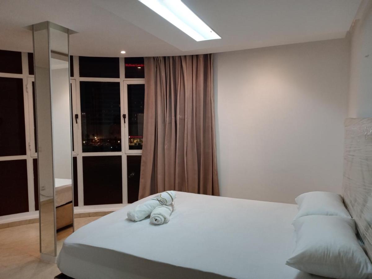 Nouveau Appartement Au Centre Ville En Face Hilton Tánger Exterior foto